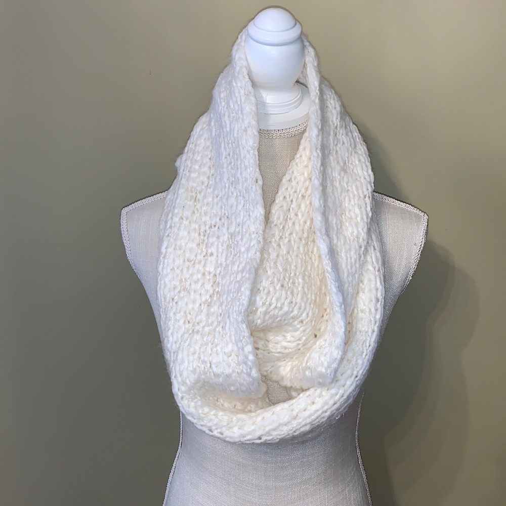 Lauren Conrad infinity scarf